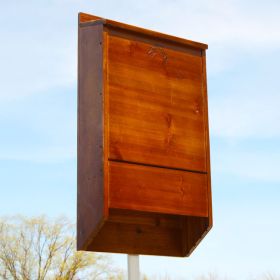 BestNest Premium Stained Bat House, Dark Brown, 400 bats