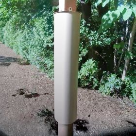 Erva Post Mounted Tall Squirrel Baffle, Tan, 8" dia.